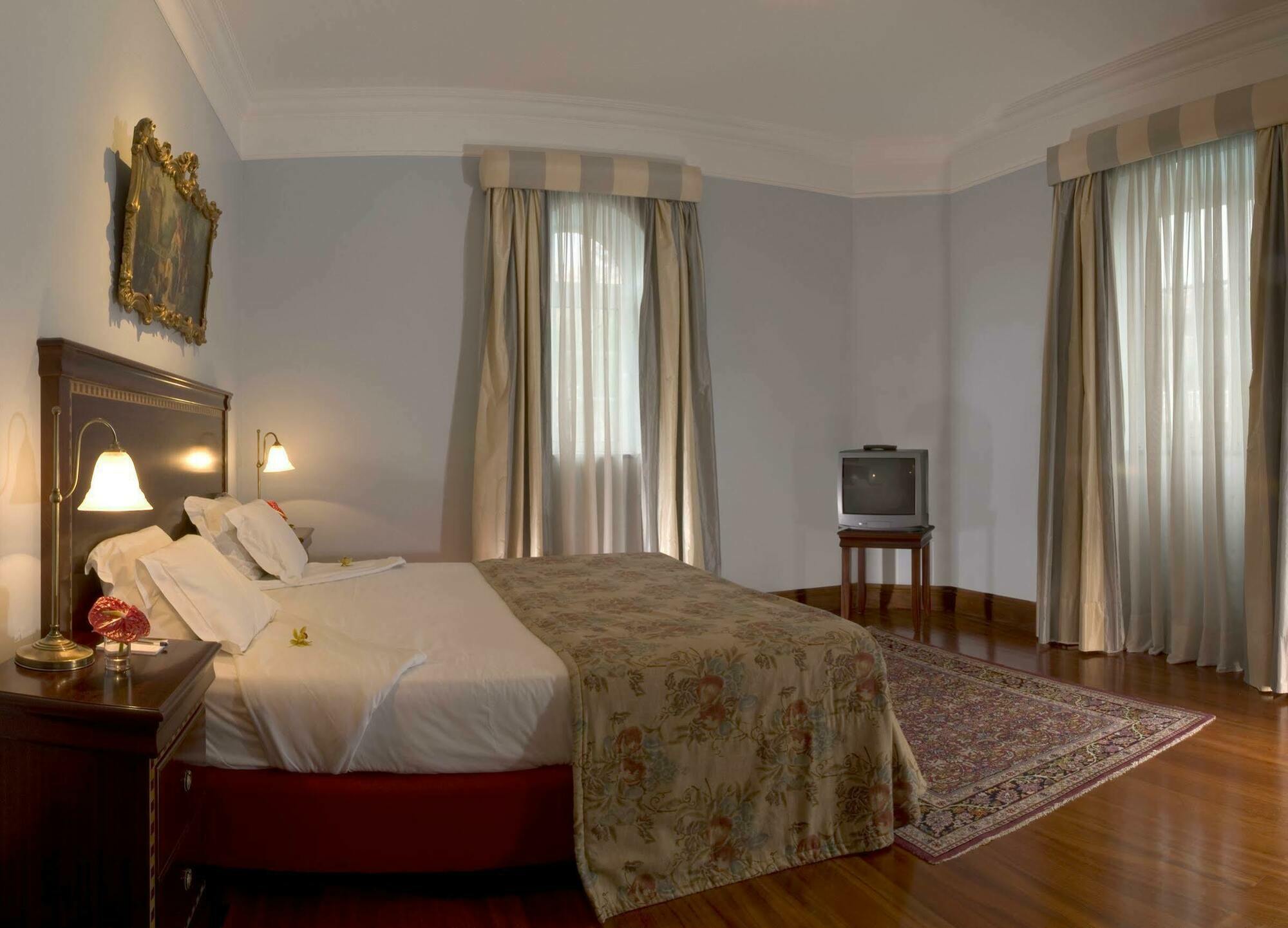 Pestana Miramar Garden & Ocean Hotel Funchal (Madeira) Quarto foto